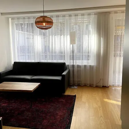 Charming 1br Flat In The Centre - West9 דירה *
